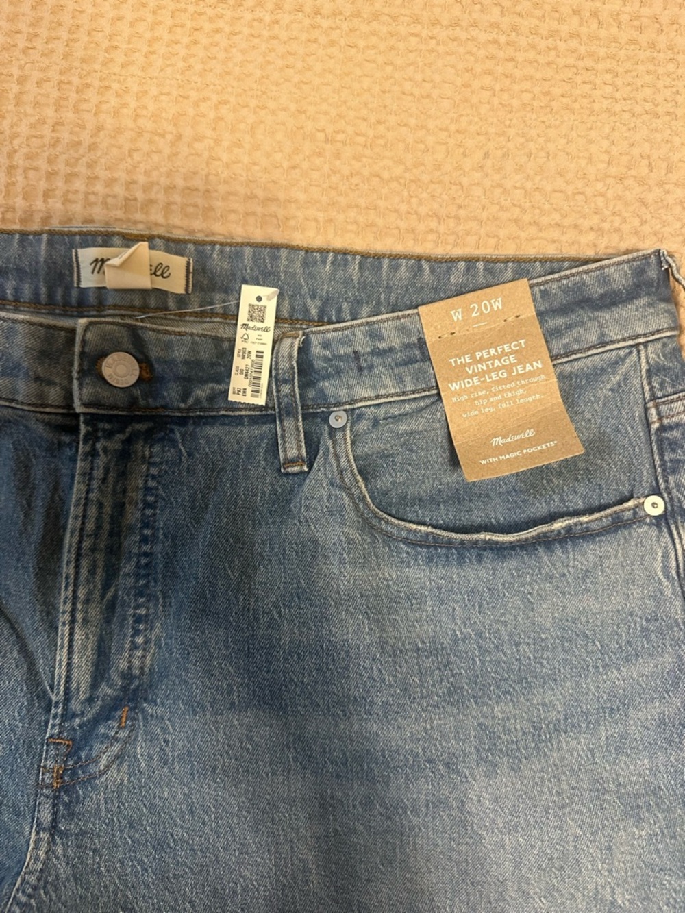 Madewell Relaxed Wide-Leg Jeans in Light Blue Denim